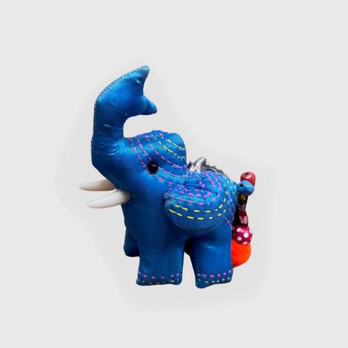 @PRAEWA Elephant hand stitches  keychain - Blue
