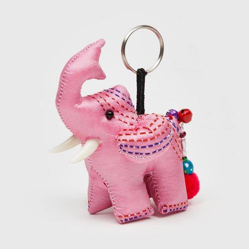 @PRAEWA elephant hand stitches keychain (pink)  2cm x 3.5 cm
